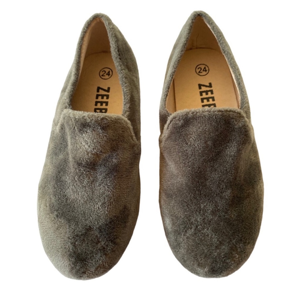 ZeebraKids Velvet Loafers